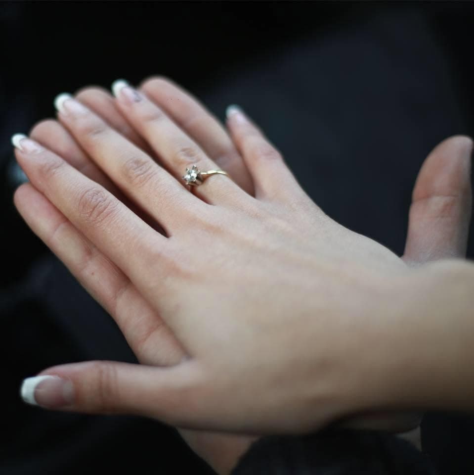 Engagement ring — Dodikhudo Abdurahimov proposed to Mavluda Yunusova on December 31, 2015
